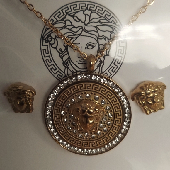 BUNDLE Gold Tone Medusa Necklace and Earring Set - Picture 3 of 6